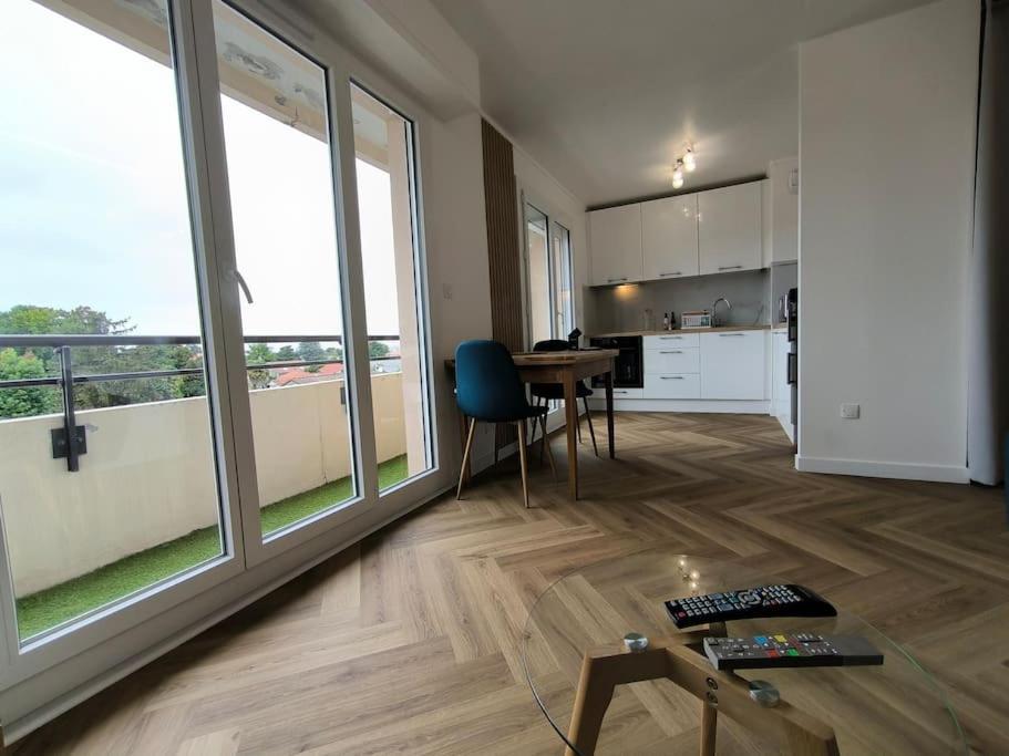 Agreable Studio Chantilly Avec Balcon Et Parking Securise По Екстер'єр фото